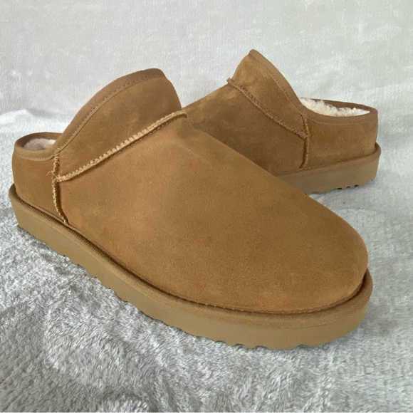 UGG Classic Slipper Shoes Womens Size 11 Chestnut Suede Shearling Slip On Clog - Picture 3 of 11